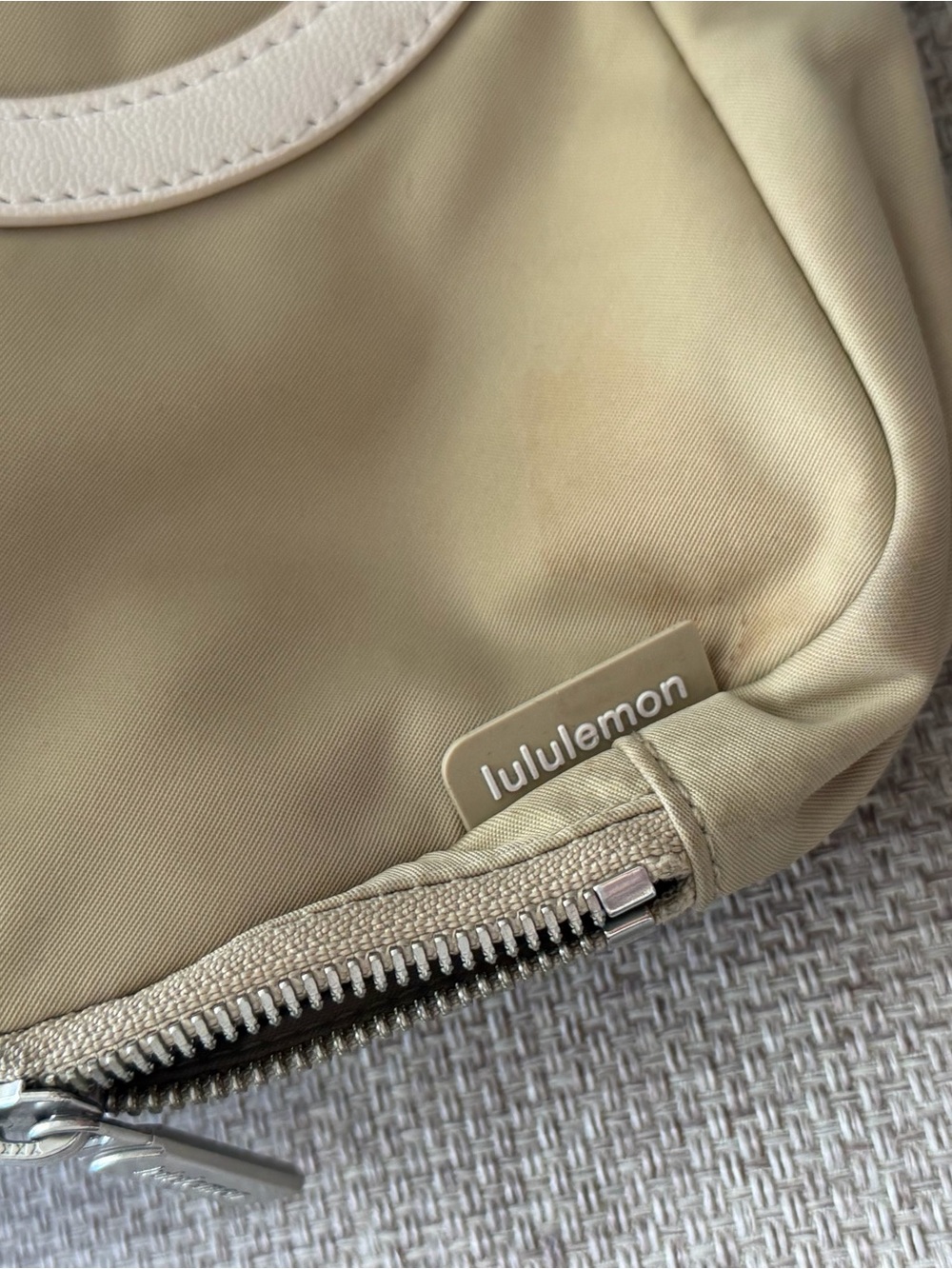 Lululemon Vintage Beige Crossbody Sling Bag Oversized Logo - Picture 3 of 7
